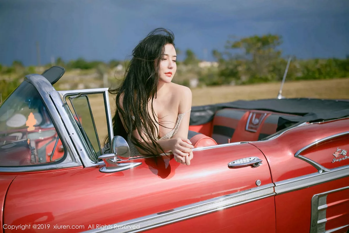 [XiuRen秀人网]第1463期玛鲁娜写真-秀人资源网